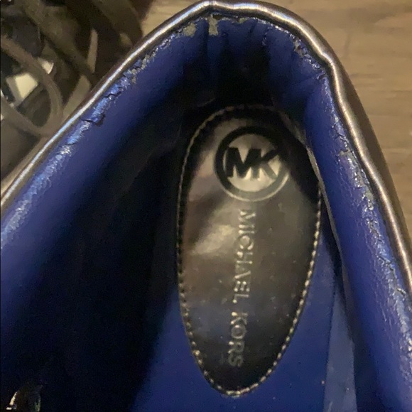 Michael Kors Sneakers - Picture 4 of 10